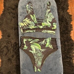 Tropical Leaf Print Bikini Set